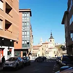 El Balconcito De San Millan Ii Apartment